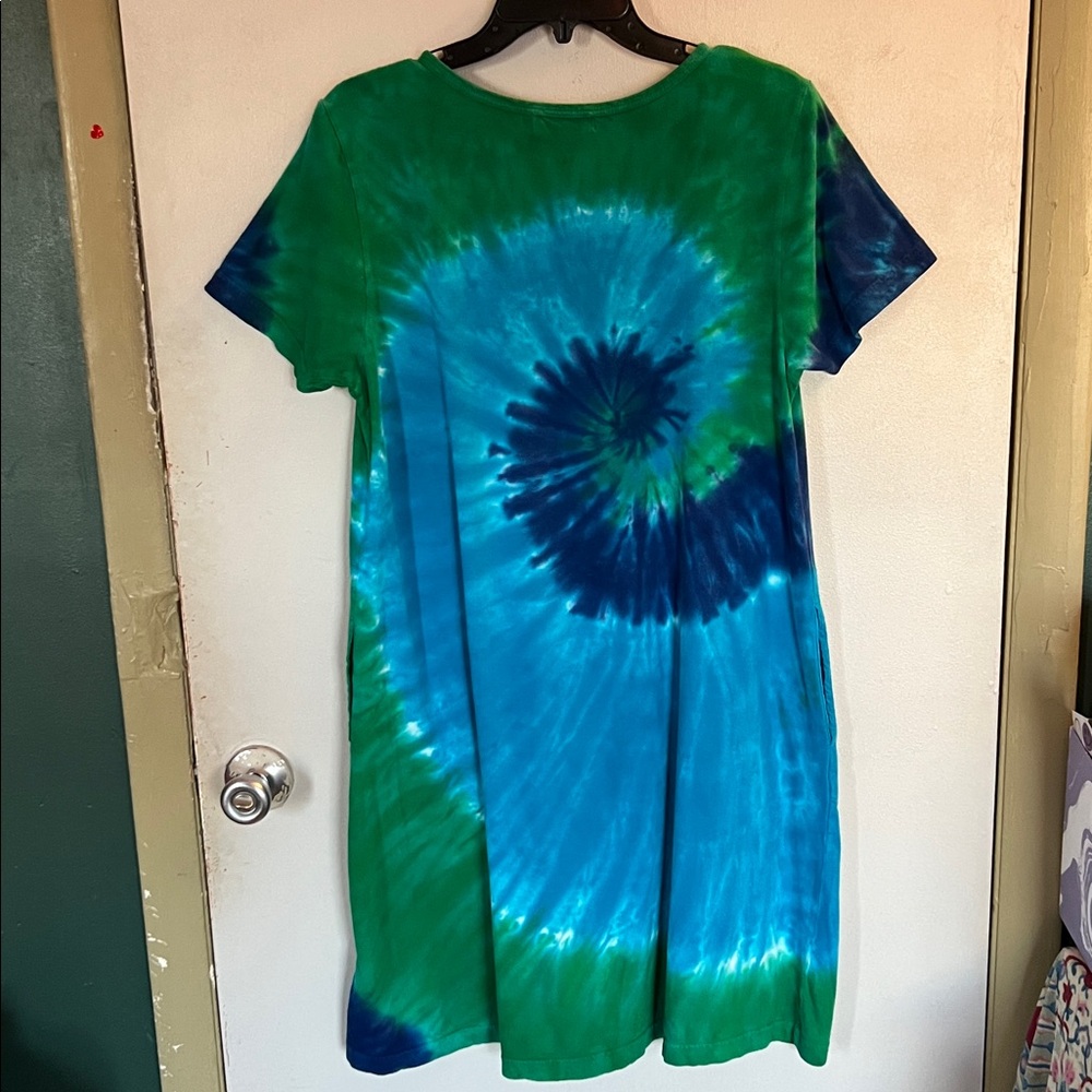 LA CERA Vibrant Tie-Dye tee shirt Dress with pockets medium 👓 - Picture 8 of 10